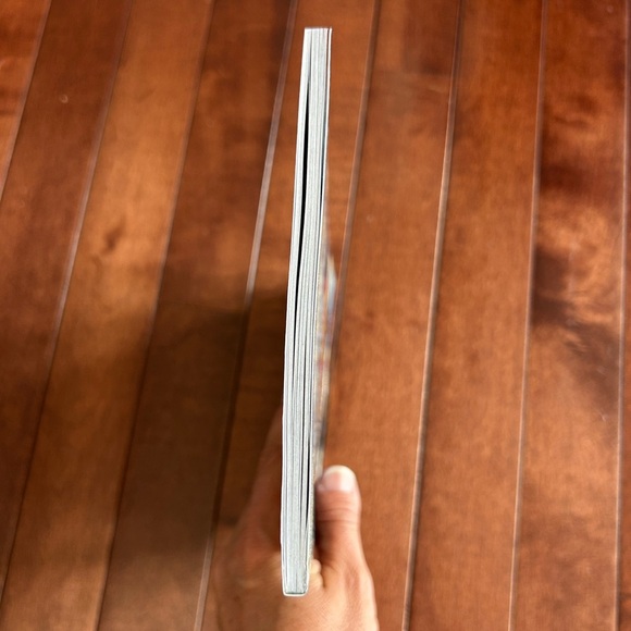 1001 Interesting Science Facts For Curious Minds Book - Picture 3 of 3